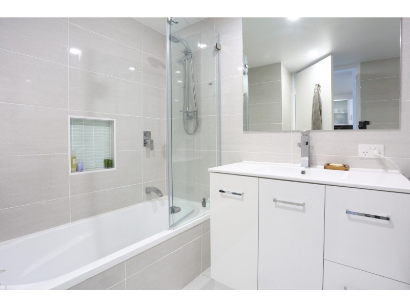 17/17 Genoa Street, Surfers Paradise QLD 4217