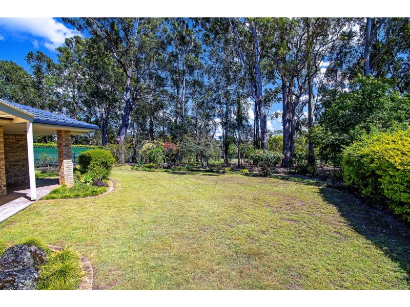 14 Greg Norman Crescent, Parkwood QLD 4214