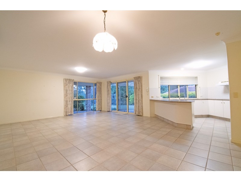 14 Greg Norman Crescent, Parkwood QLD 4214