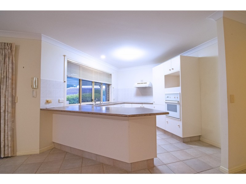 14 Greg Norman Crescent, Parkwood QLD 4214