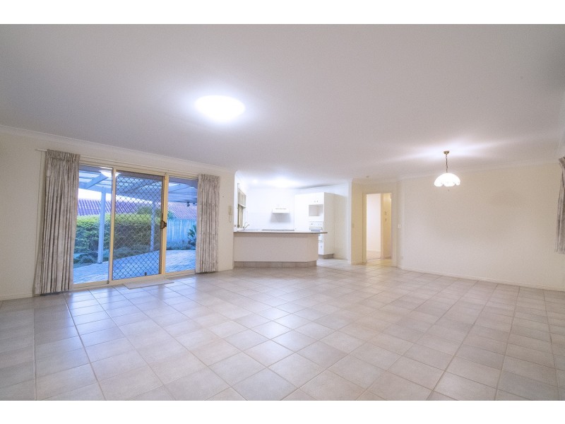 14 Greg Norman Crescent, Parkwood QLD 4214