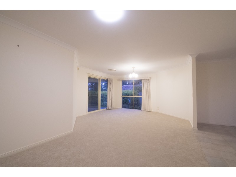 14 Greg Norman Crescent, Parkwood QLD 4214