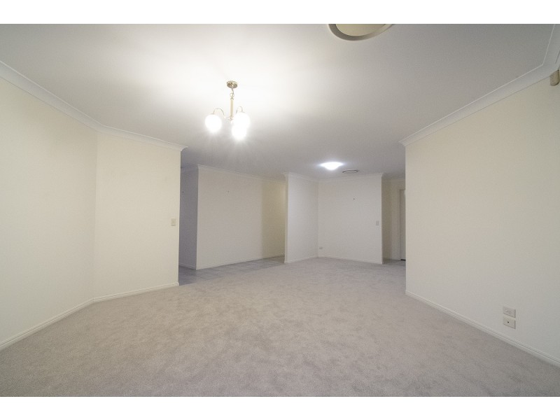 14 Greg Norman Crescent, Parkwood QLD 4214