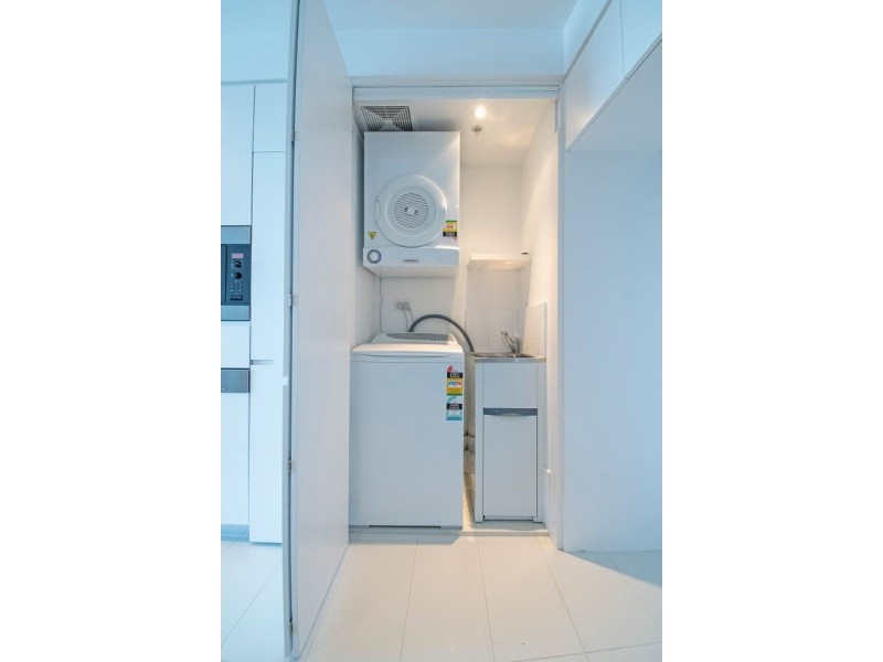 1405/1 Oracle Boulevard, Broadbeach QLD 4218