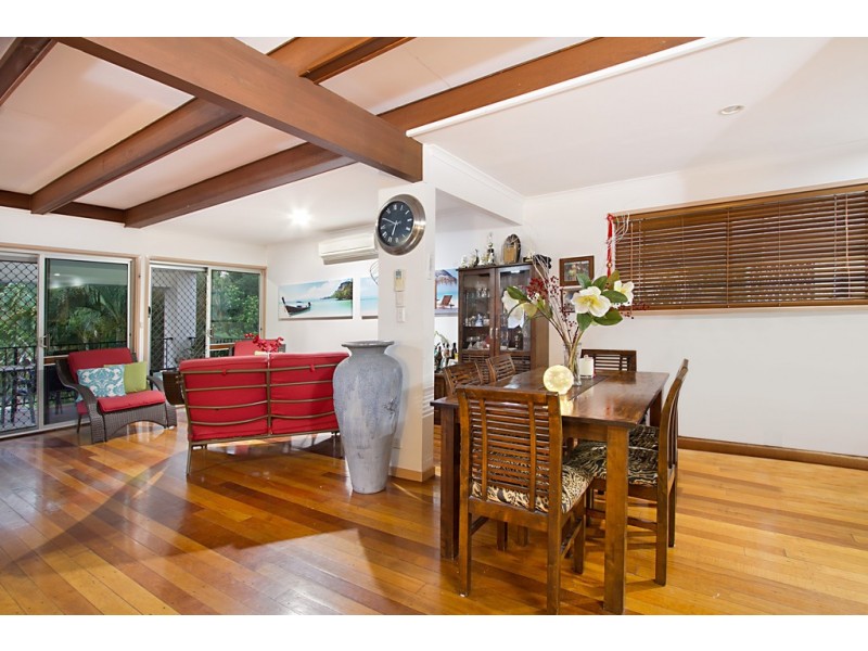 116 Slatyer Avenue, Bundall QLD 4217