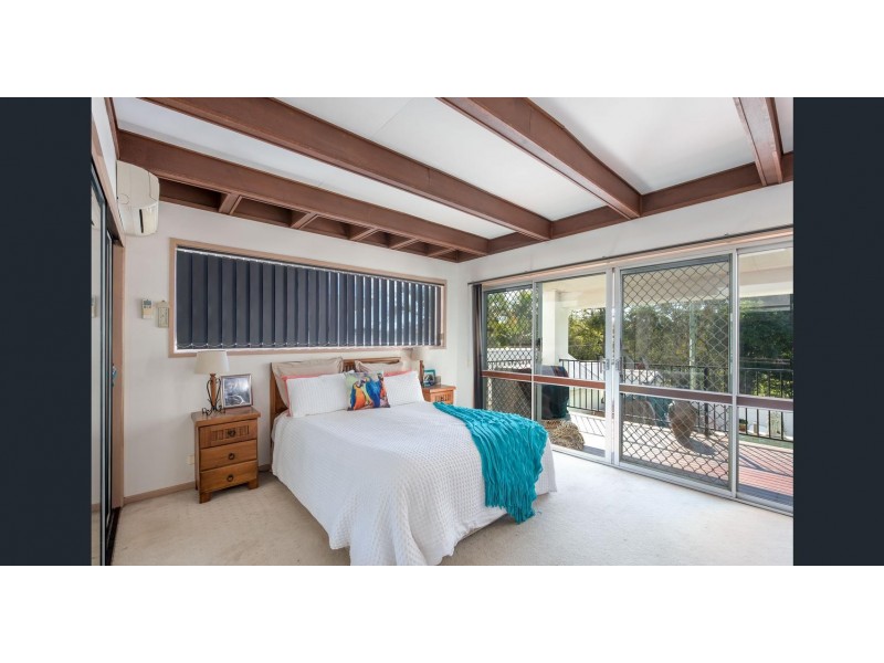 116 Slatyer Avenue, Bundall QLD 4217