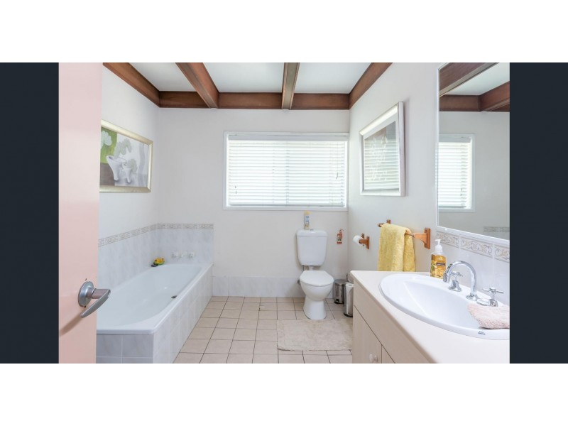 116 Slatyer Avenue, Bundall QLD 4217