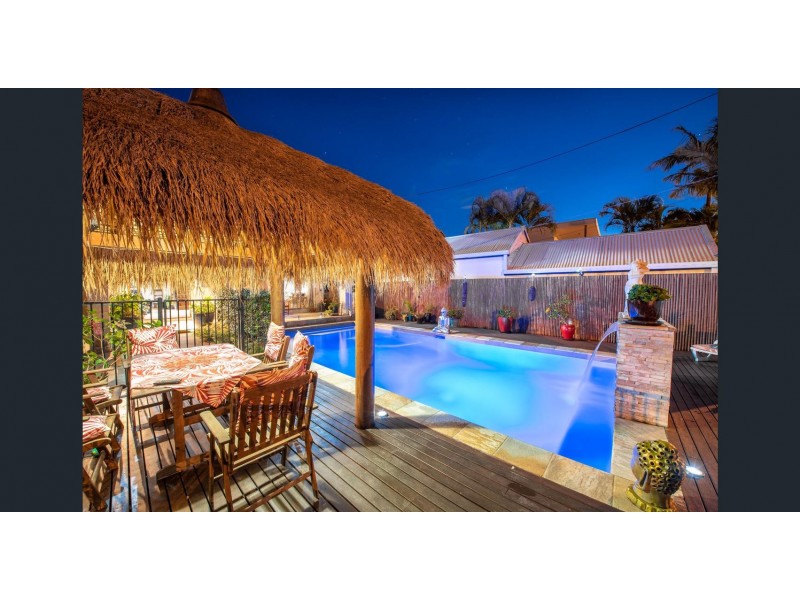 116 Slatyer Avenue, Bundall QLD 4217