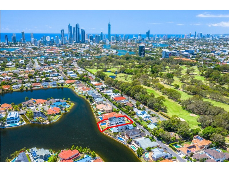71/40 Cotlew Street East, Southport QLD 4215
