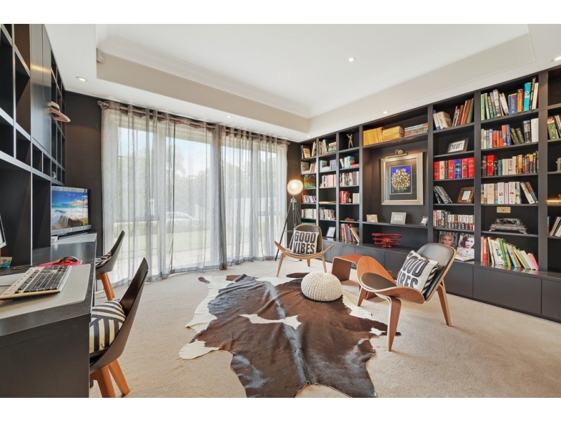 71/40 Cotlew Street East, Southport QLD 4215