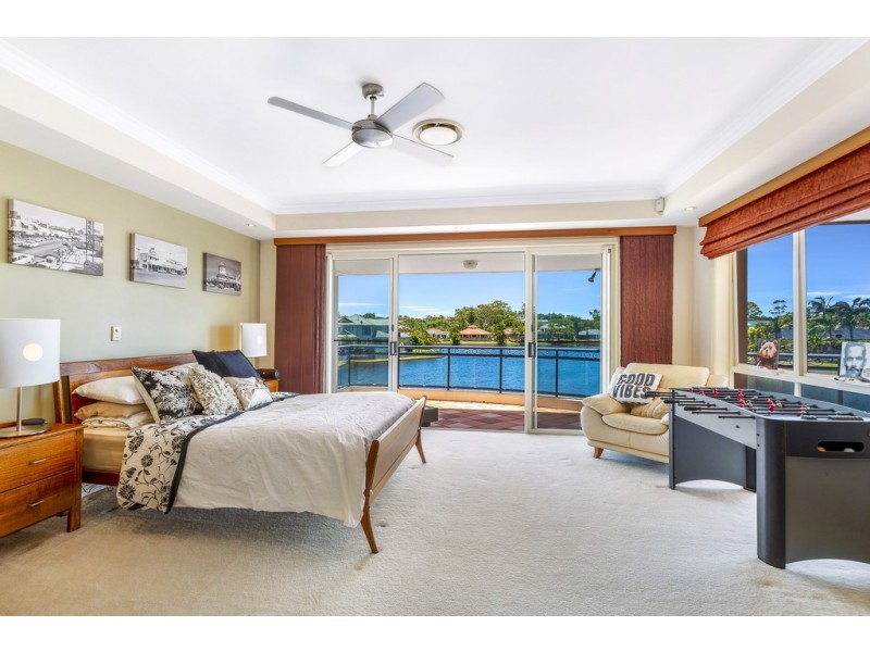 71/40 Cotlew Street East, Southport QLD 4215