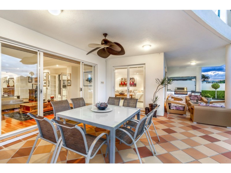 71/40 Cotlew Street East, Southport QLD 4215