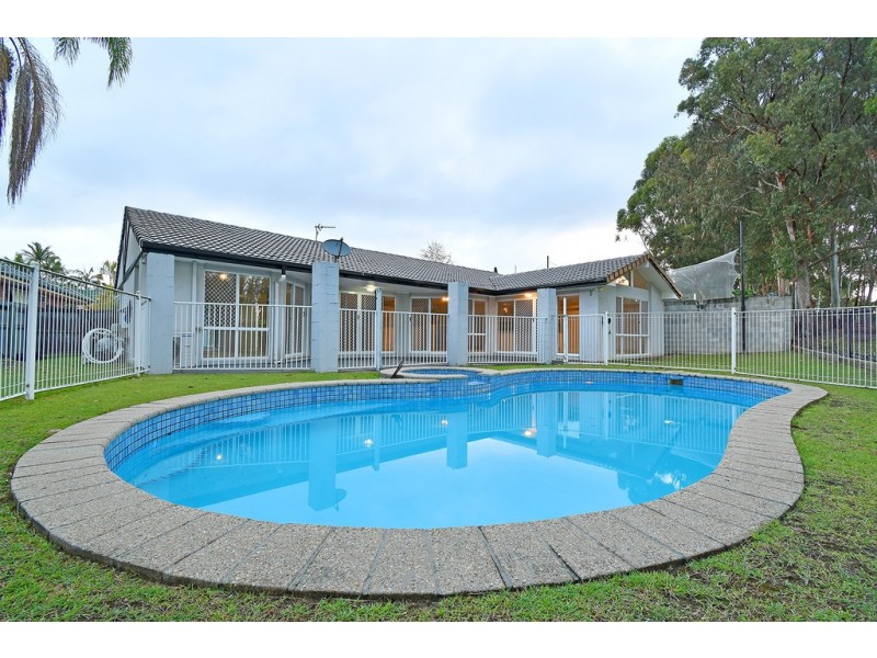 24 Greg Norman Crescent, Parkwood QLD 4214