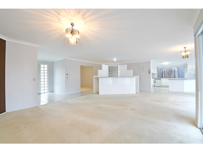 24 Greg Norman Crescent, Parkwood QLD 4214