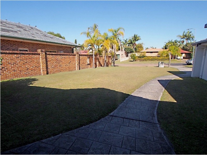 24 Greg Norman Crescent, Parkwood QLD 4214