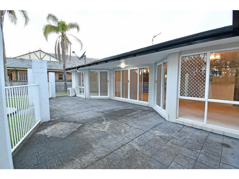 24 Greg Norman Crescent, Parkwood QLD 4214