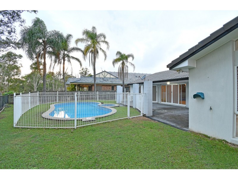 24 Greg Norman Crescent, Parkwood QLD 4214