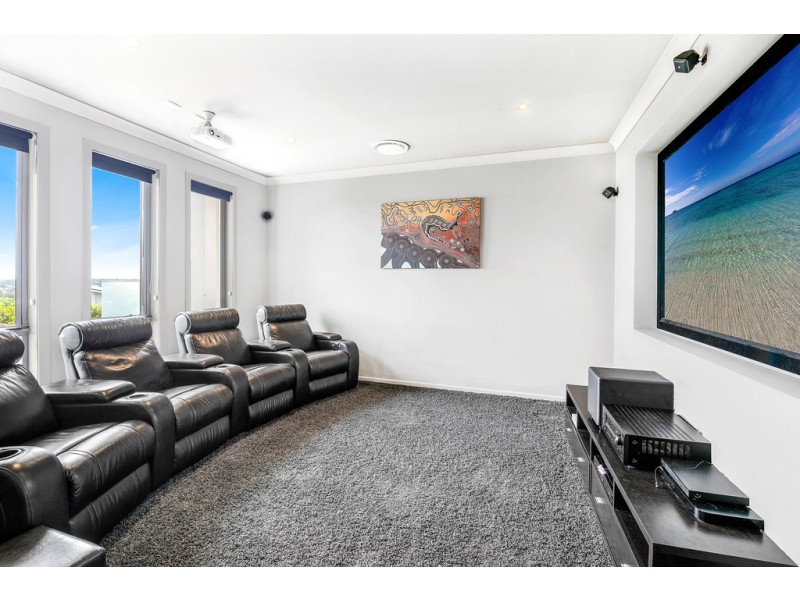 7 Therese Mary Avenue, Carrara QLD 4211