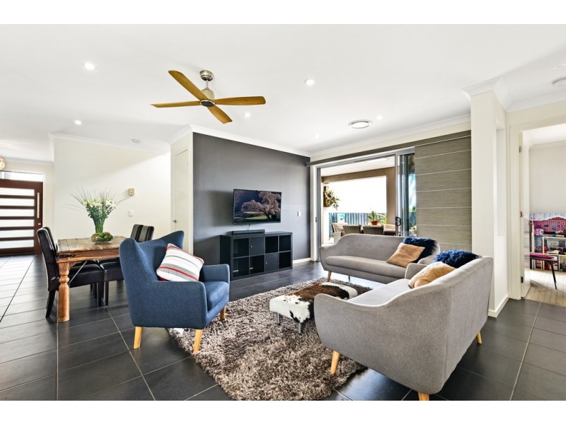 7 Therese Mary Avenue, Carrara QLD 4211