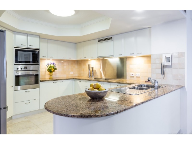 193/74 ‘La Sabbia’ Old Burleigh Road, Surfers Paradise QLD 4217