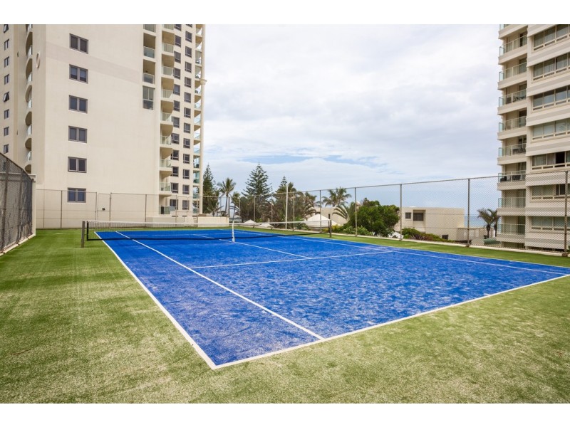193/74 ‘La Sabbia’ Old Burleigh Road, Surfers Paradise QLD 4217