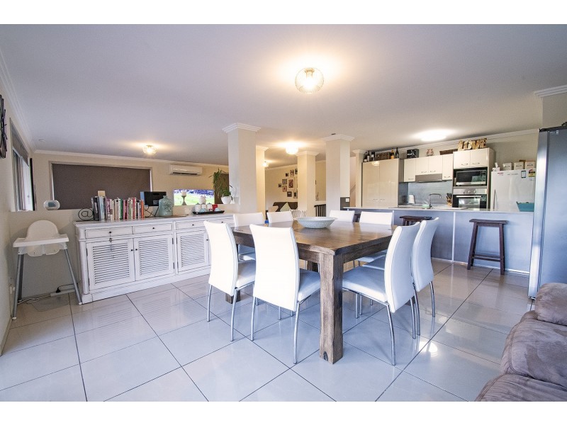 62 Arnold Palmer Drive, Parkwood QLD 4214