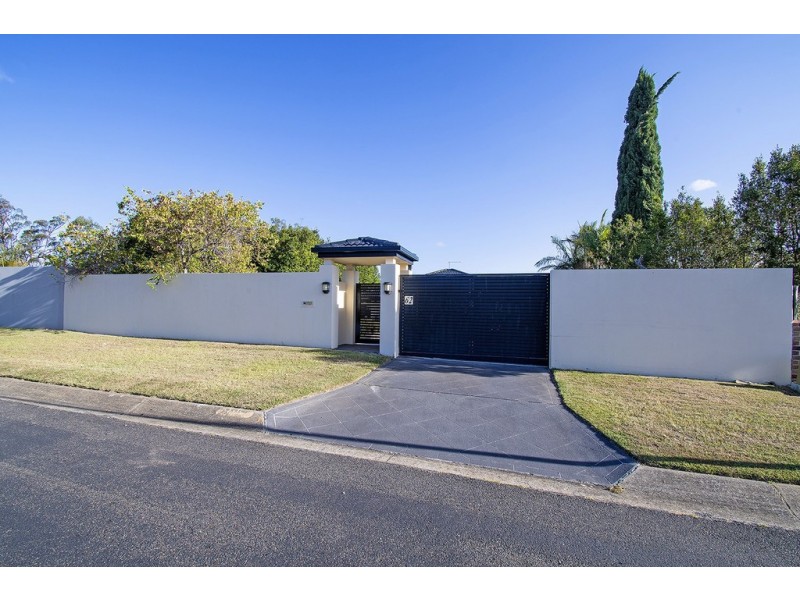 62 Arnold Palmer Drive, Parkwood QLD 4214