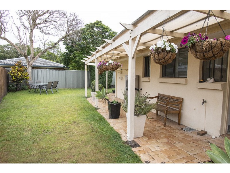 1/11 Eurimbula Court, Paradise Point QLD 4216