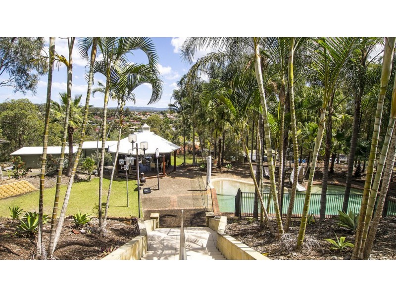 31 Uplands Drive, Parkwood QLD 4214