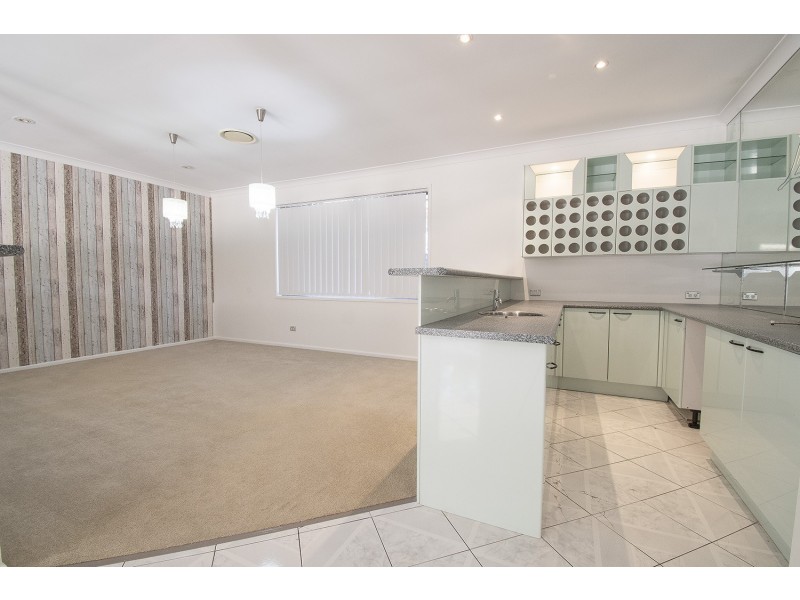 9 Portland Court, Parkwood QLD 4214