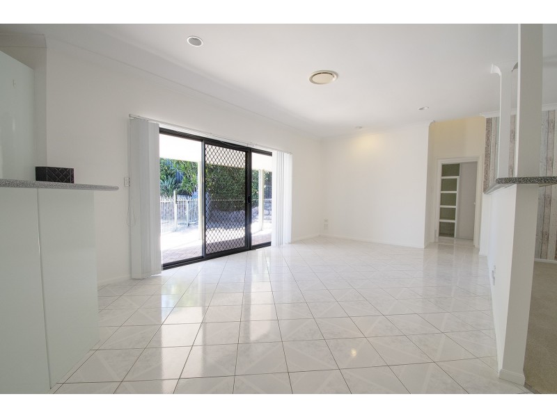 9 Portland Court, Parkwood QLD 4214