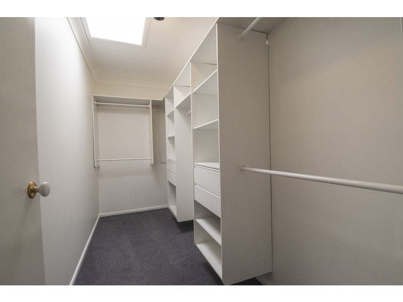 9 Portland Court, Parkwood QLD 4214