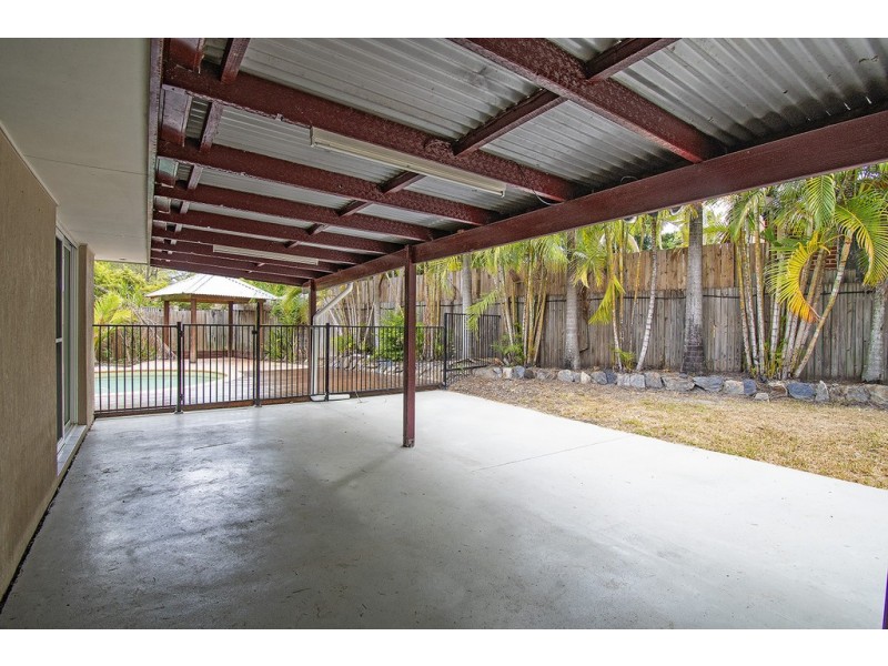 26 Henry Cotton Drive, Parkwood QLD 4214