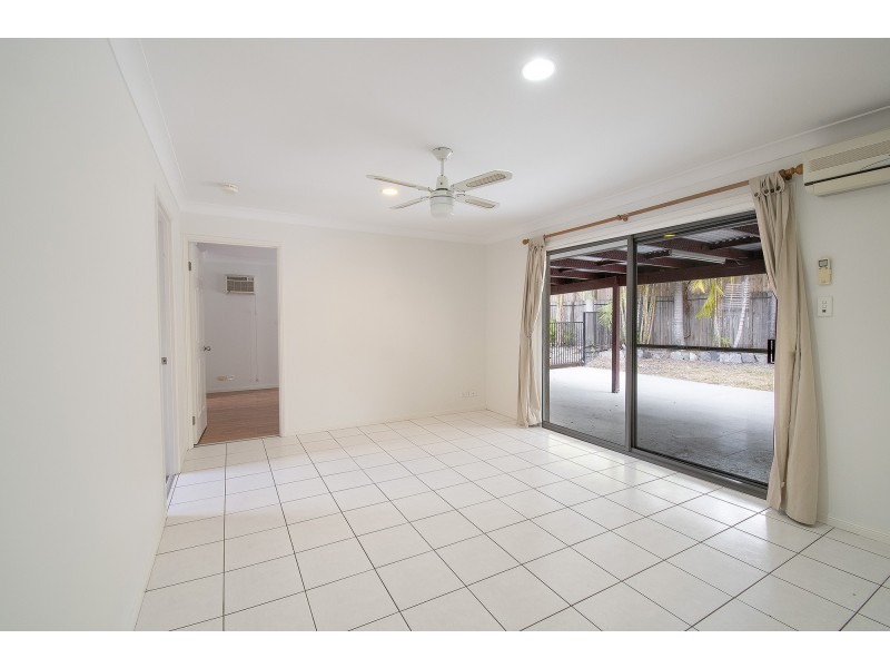 26 Henry Cotton Drive, Parkwood QLD 4214