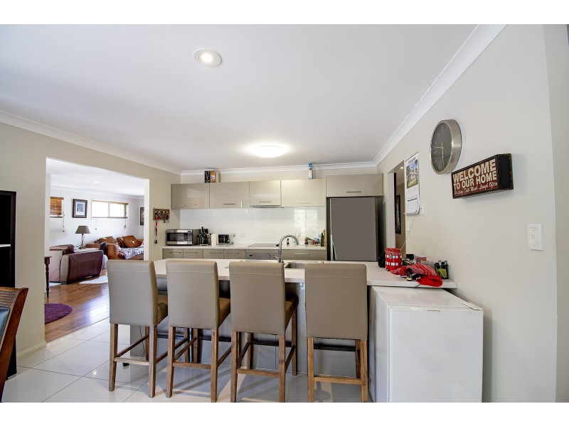 6 O’Meara Court, Parkwood QLD 4214