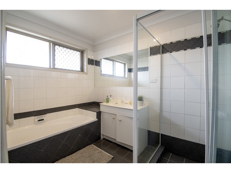 6 O’Meara Court, Parkwood QLD 4214