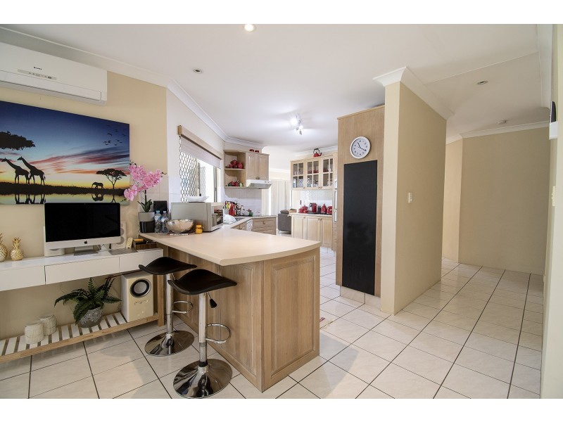 7 Ballybunion Drive, Parkwood QLD 4214