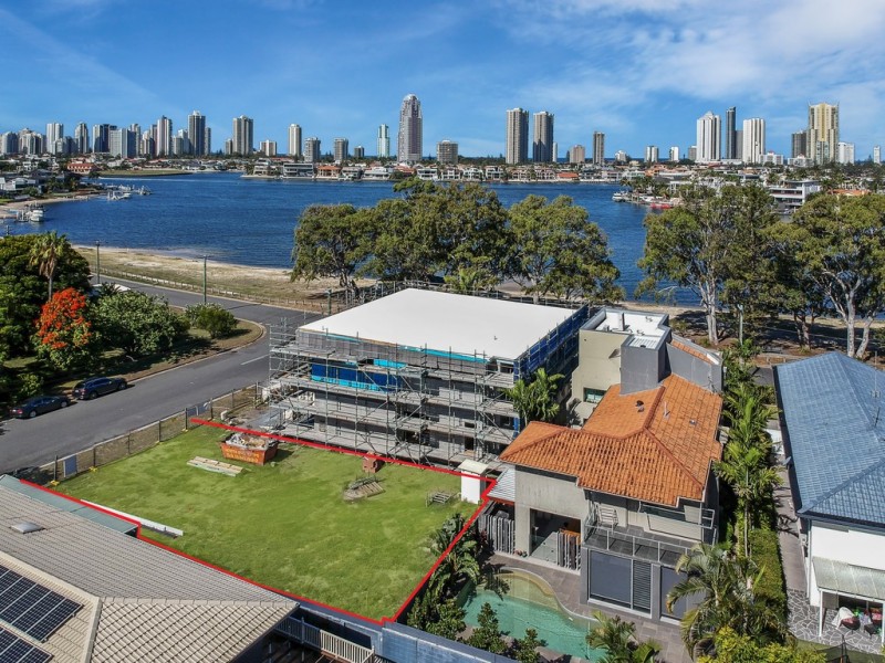 2a Skiff Street, Southport QLD 4215