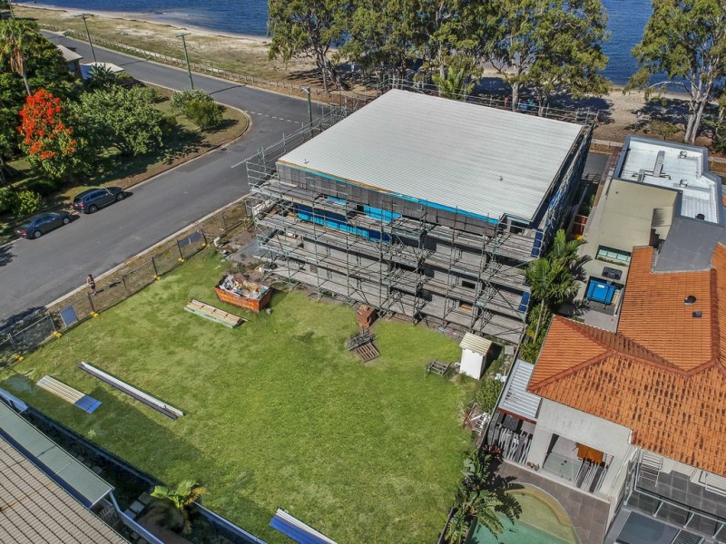 2a Skiff Street, Southport QLD 4215