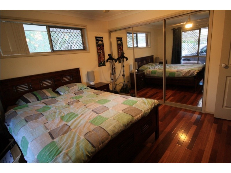 2/16 Nina Parade, Arundel QLD 4214