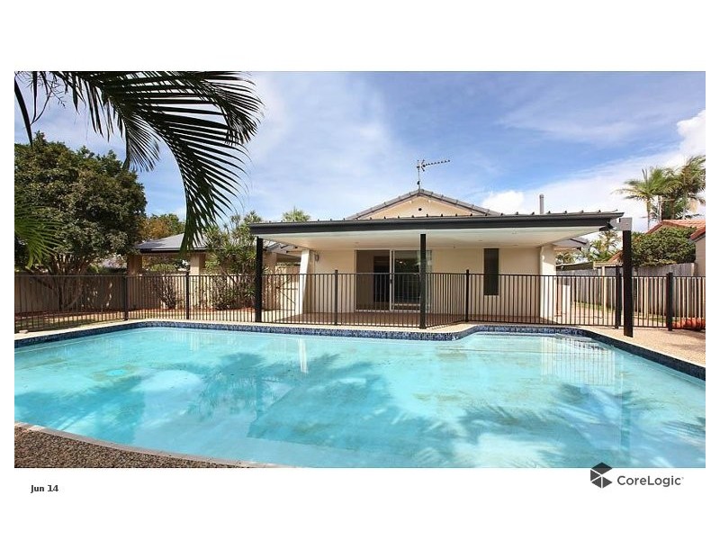 2 Naranja Crescent, Benowa QLD 4217