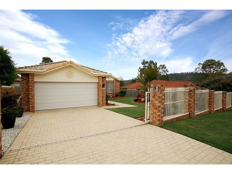 24 Daintree Drive, Parkwood QLD 4214