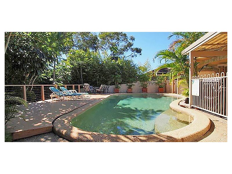 22 Morfantaine Terrace, Parkwood QLD 4214