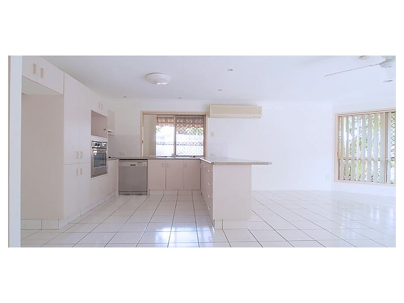 22 Morfantaine Terrace, Parkwood QLD 4214