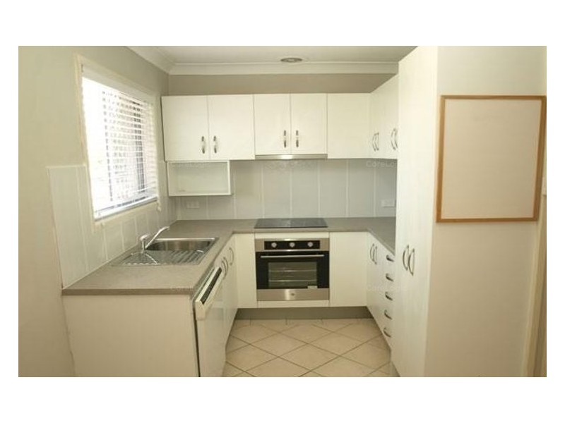 1/41 Kumbari Avenue, Southport QLD 4215