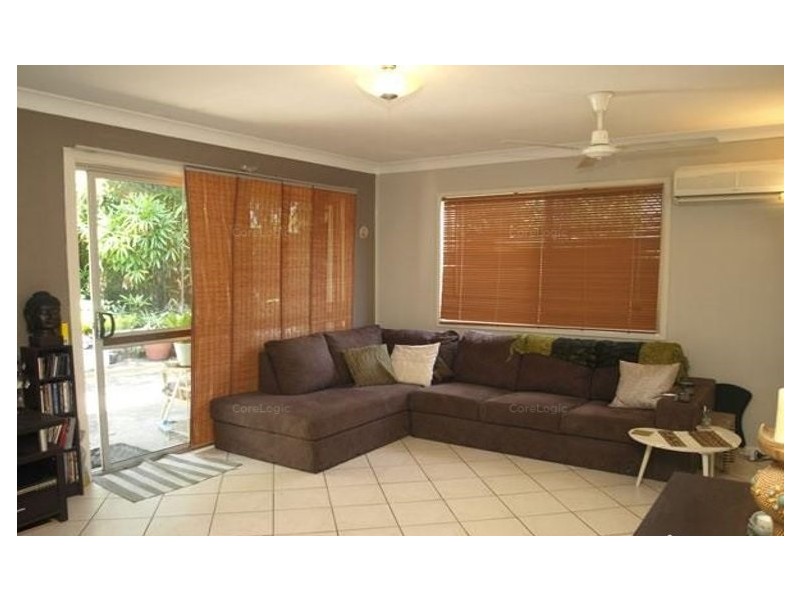 1/41 Kumbari Avenue, Southport QLD 4215