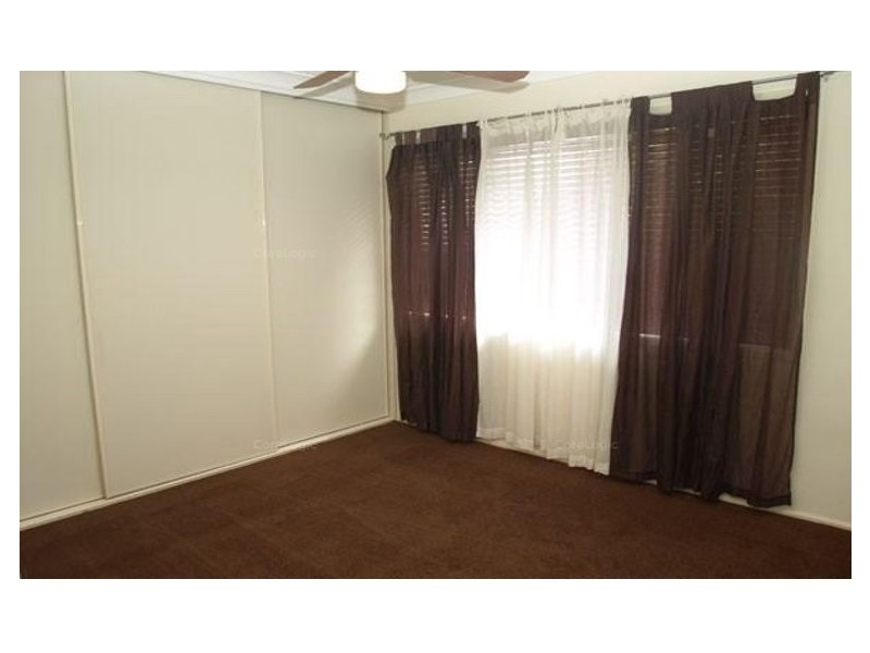 1/41 Kumbari Avenue, Southport QLD 4215