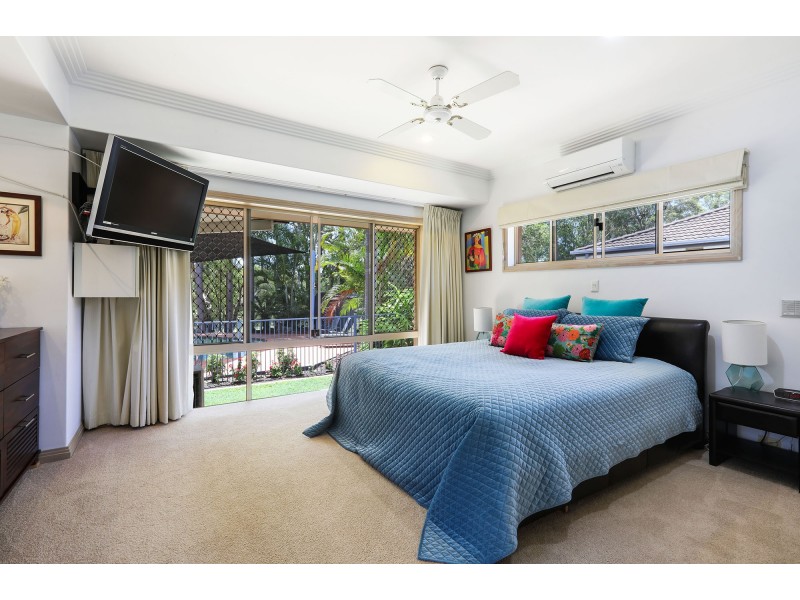 48 Peter Senior Court, Parkwood QLD 4214