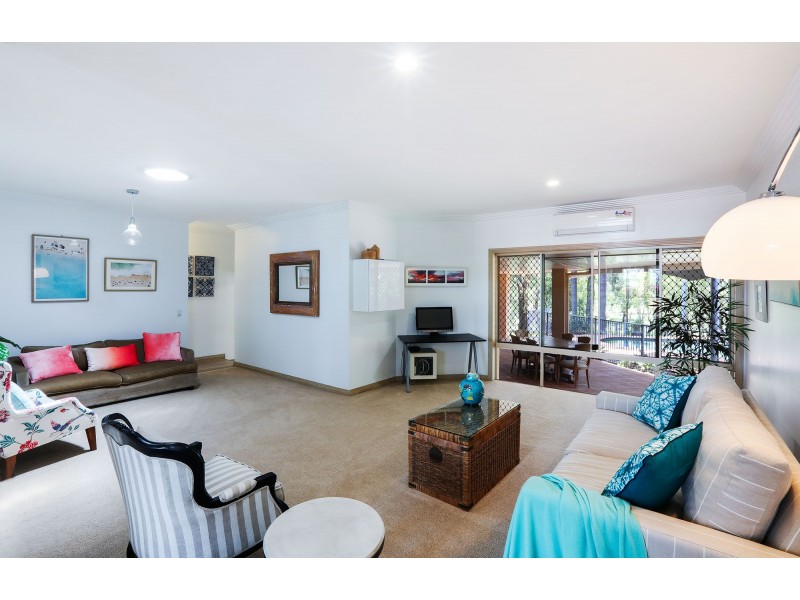 48 Peter Senior Court, Parkwood QLD 4214