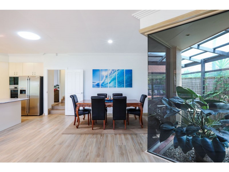 48 Peter Senior Court, Parkwood QLD 4214